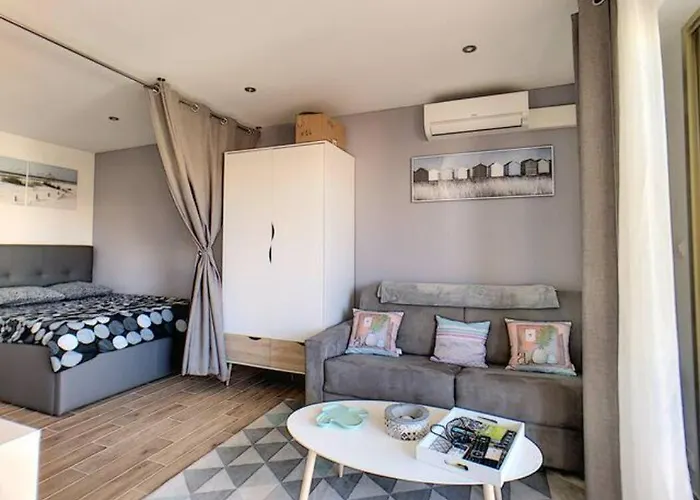 Juan Les Pins Centre - Neuf Avec Terrasse - 3 Mins Des Plages - Jazz Lejlighed